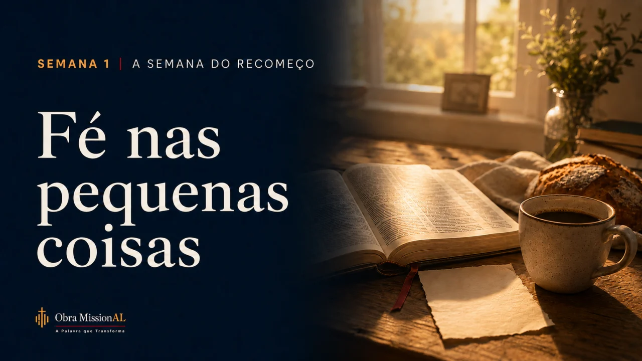 Bíblia aberta sobre uma mesa com pão e uma xícara, iluminada pela luz da manhã, representando a fé nas pequenas coisas.